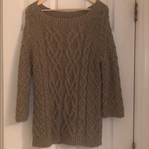 Grey sweater